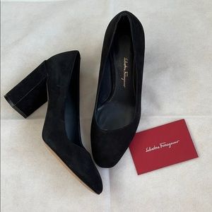 🔥 Salvatore Ferragamo Black Pumps Heels